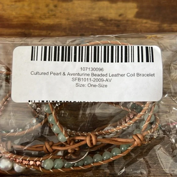 Beaded leather coil bracelet. - Picture 3 of 3